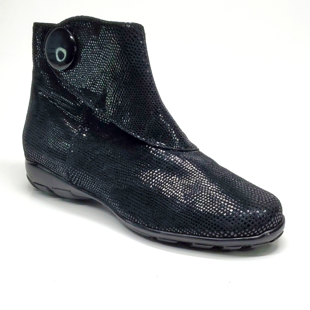 VAN ELI Sport Sparkle Black Ankle Booties